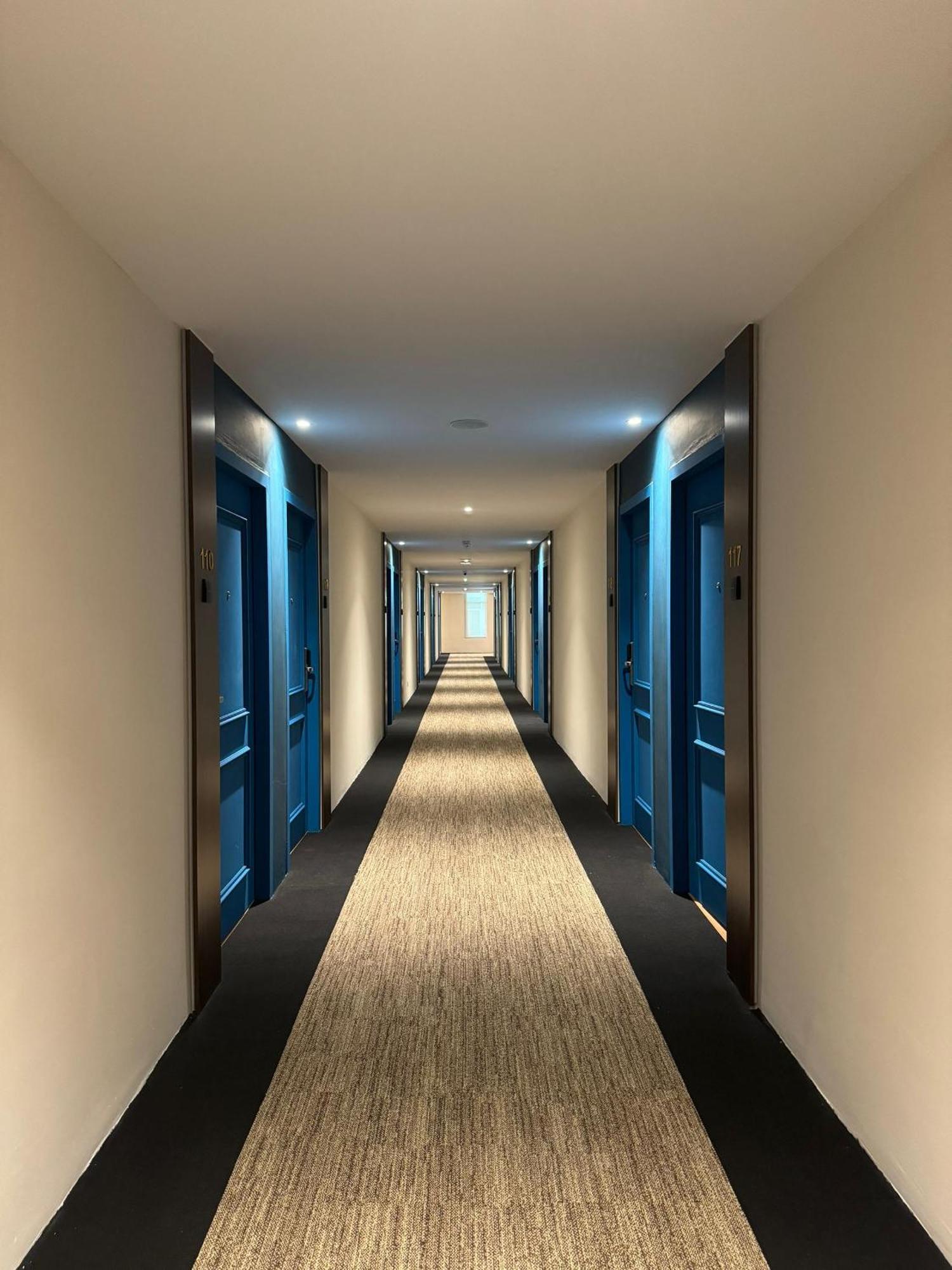 Le'Genda Hotel กาจัง ภายนอก รูปภาพ