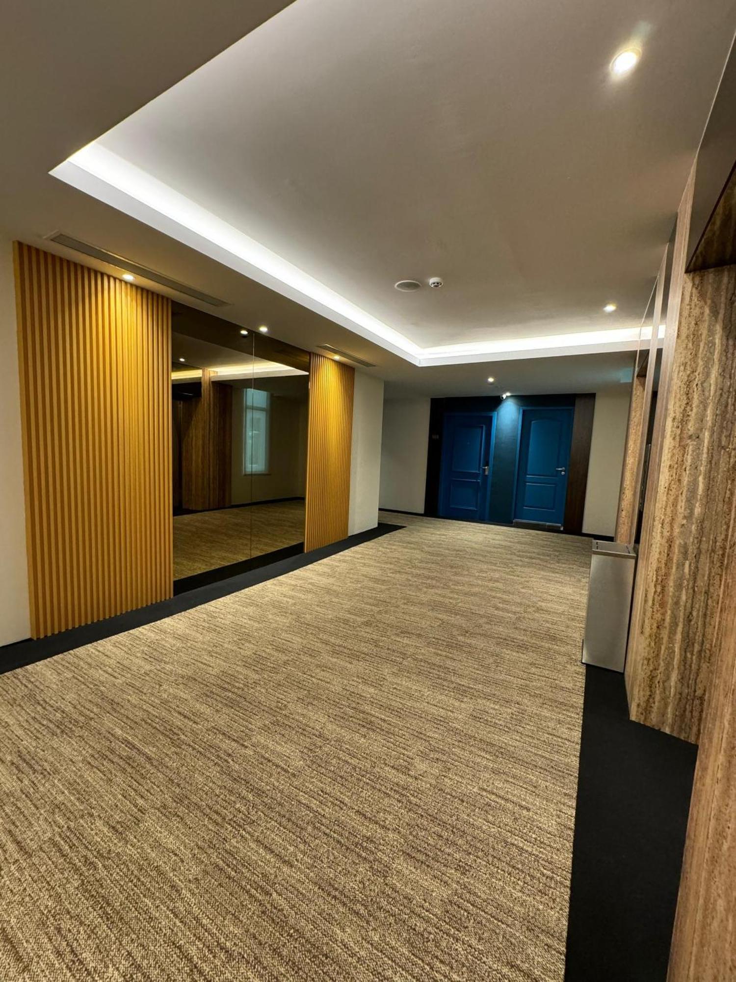Le'Genda Hotel กาจัง ภายนอก รูปภาพ